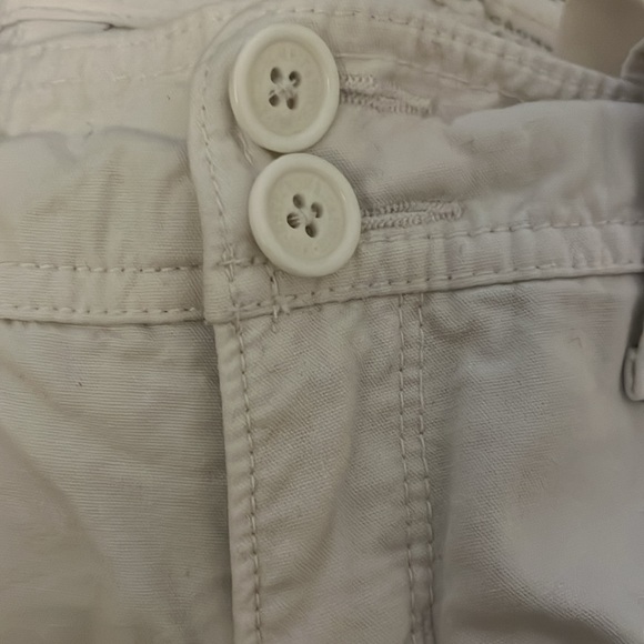 Abercrombie & Fitch 100% Cotton White Capri Pants 2 - Picture 13 of 14